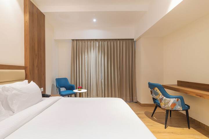 Room 13 of 53