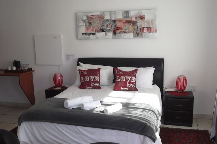 Room 30 of 81