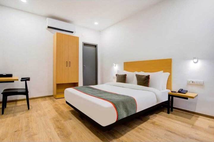 Room 10 of 23