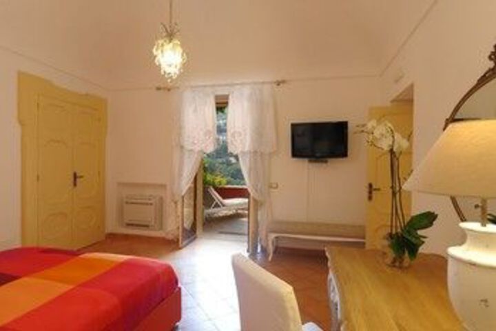 Room 7 of 20
