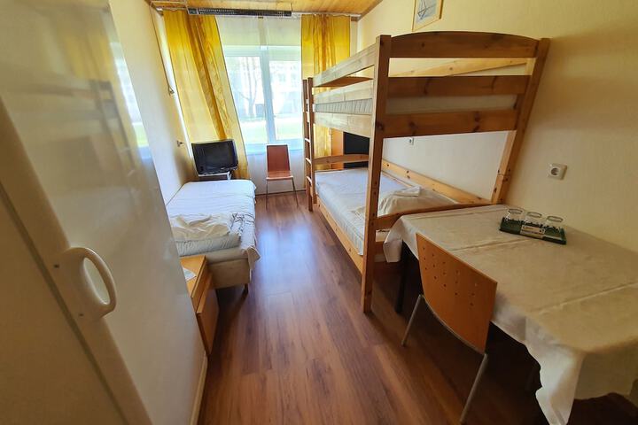 Room 22 of 46