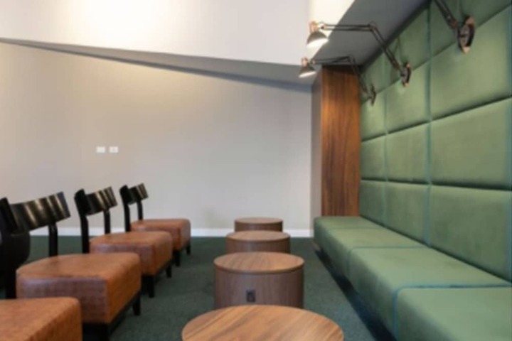 Guest Lobby