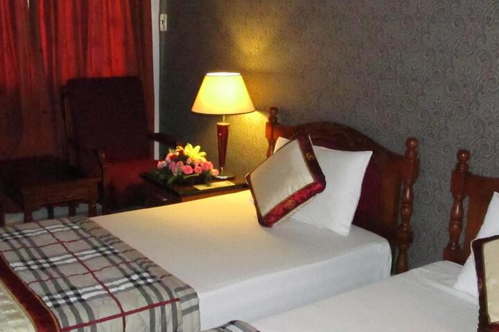 Room 30 of 67