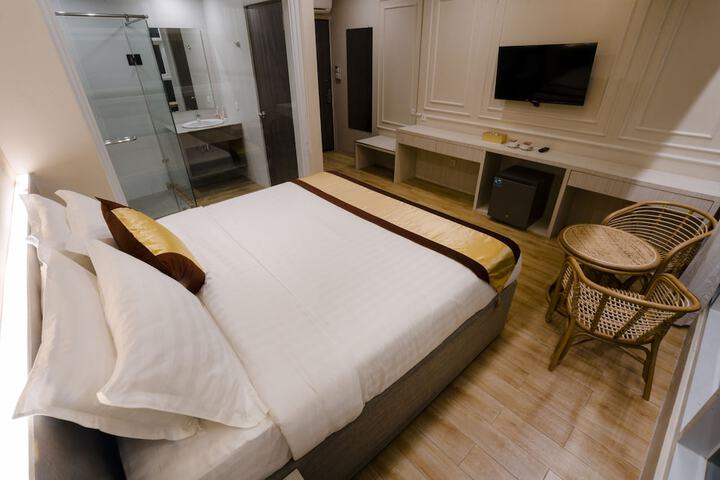 Room 46 of 63