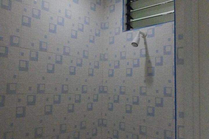 Room 34 of 63