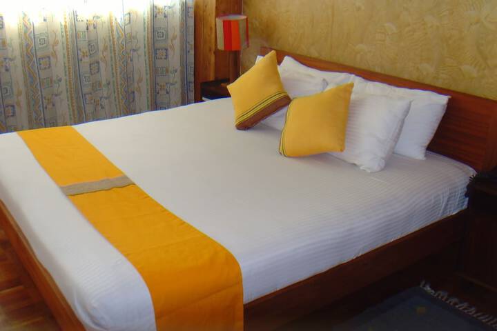 Room 5 of 54