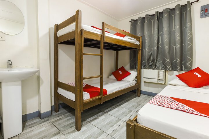Room 10 of 84