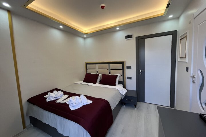Room 21 of 108