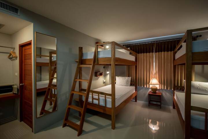 Room 22 of 39