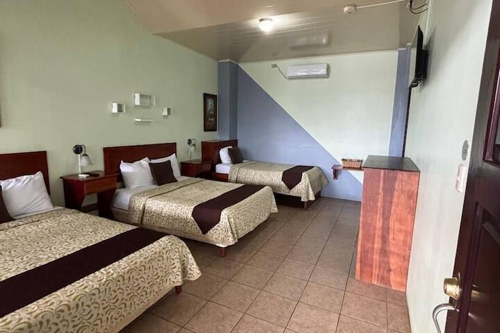 Room 142 of 269