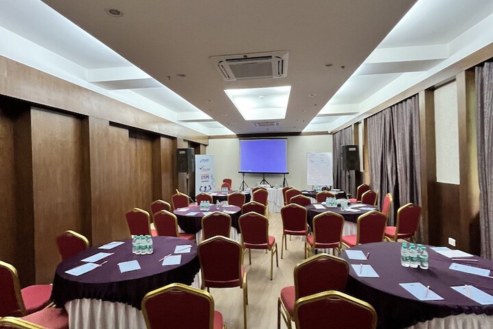Ballroom/Hall 35 of 46