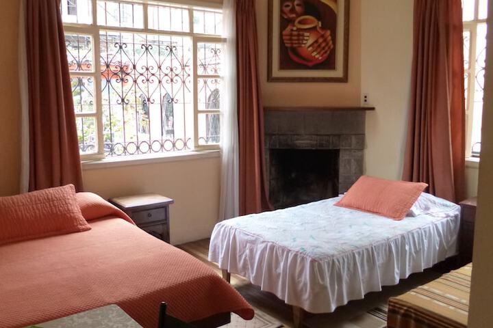 Room 4 of 43