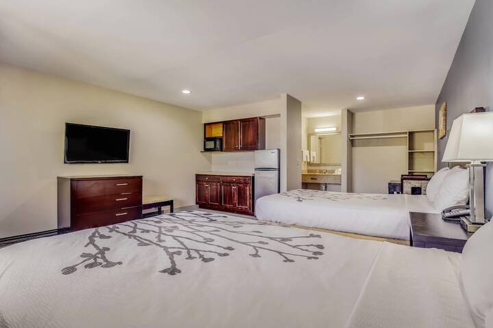 Room 19 of 38