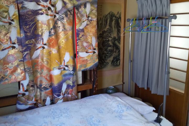 Room 7 of 14