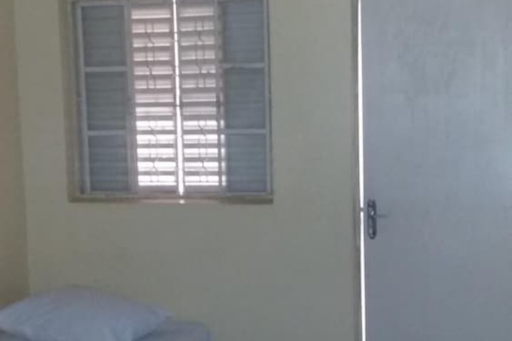 Room 13 of 44