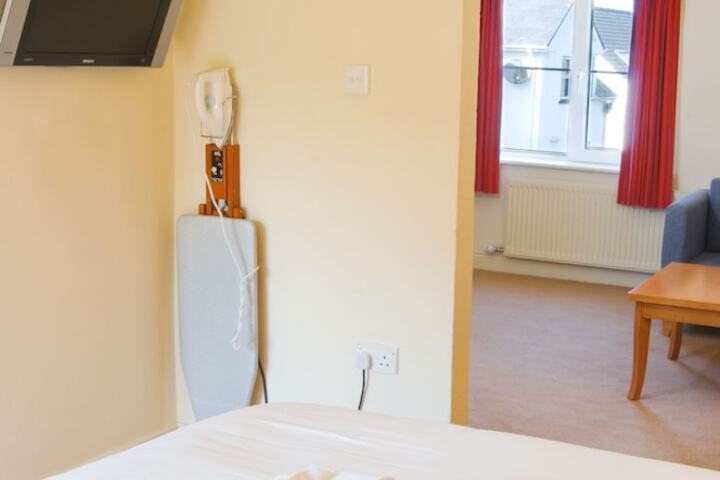 Room 7 of 27