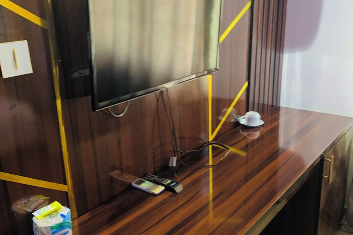 Room 7 of 26