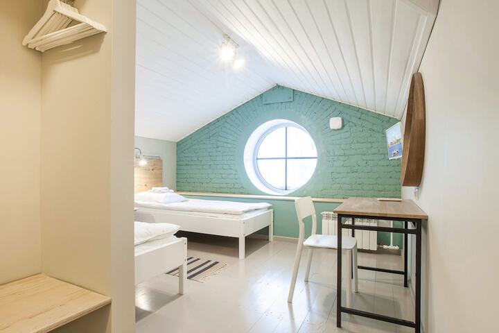 Room 8 of 49