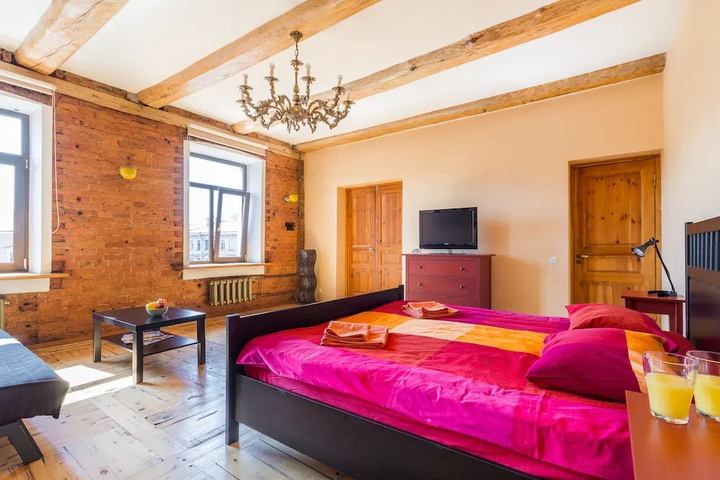 guest_rooms
