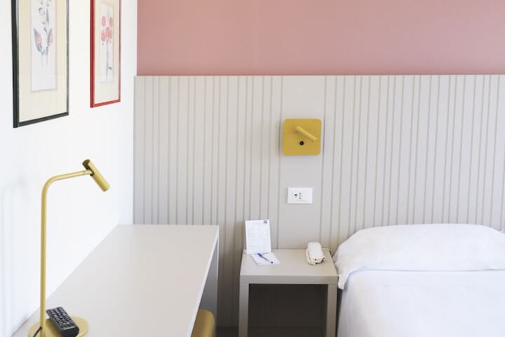 Room 20 of 44