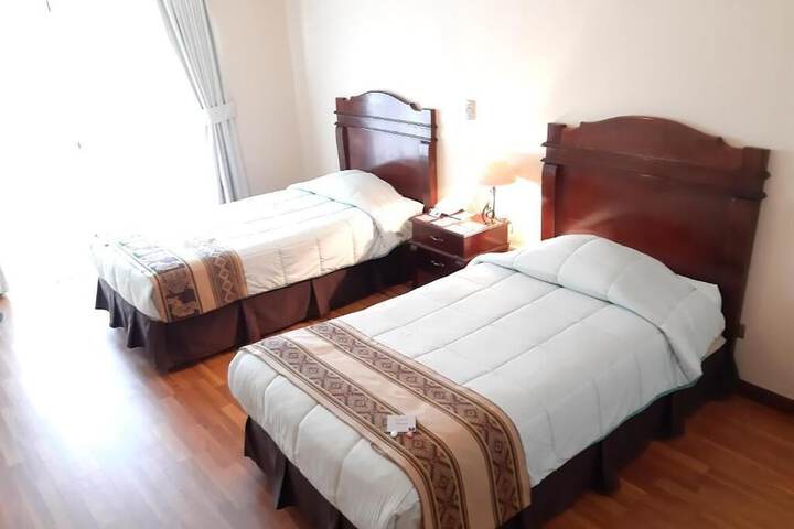 Room 12 of 39