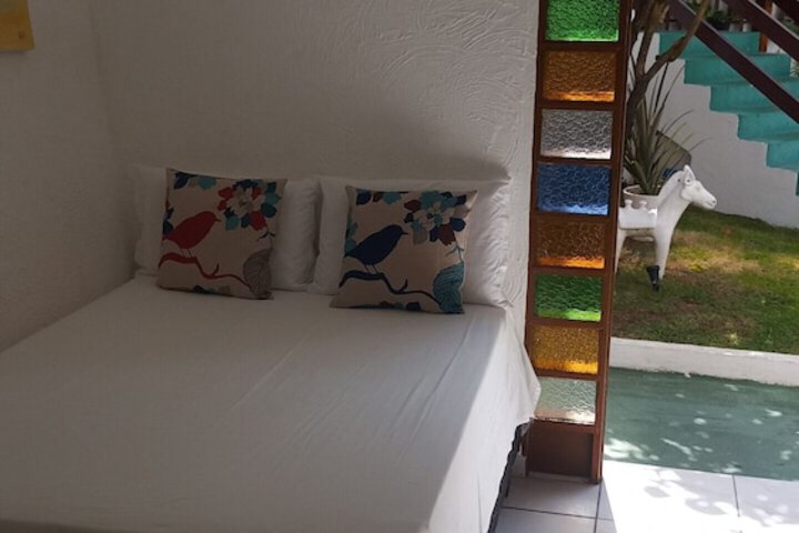 Room 10 of 28