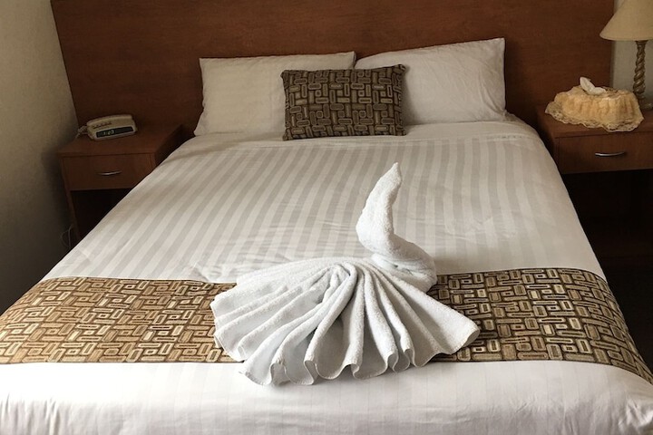 Room 10 of 74