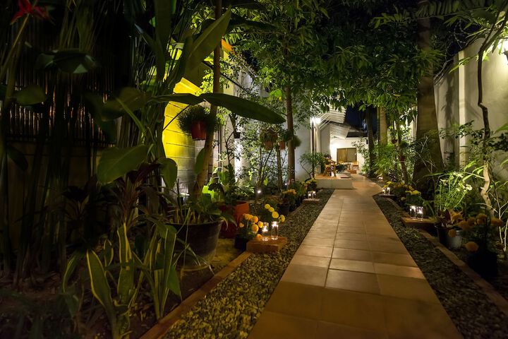Hotel Exterior 17 of 18