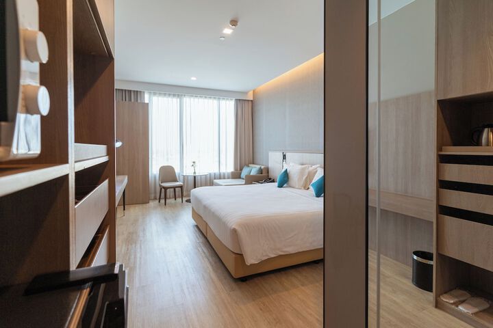 Room 19 of 49