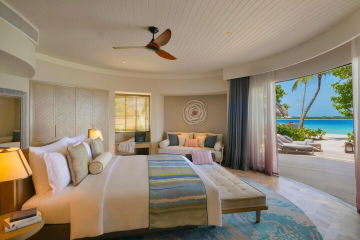 Room 46 of 251