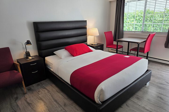 Room 7 of 26
