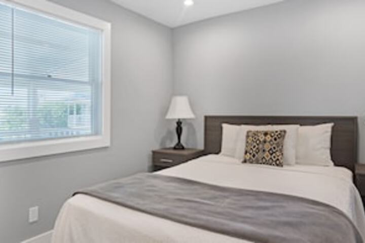 Room 25 of 150