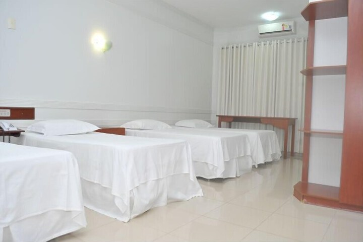 Room 15 of 23