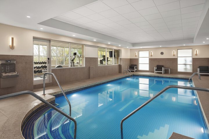 Pool Hotel
