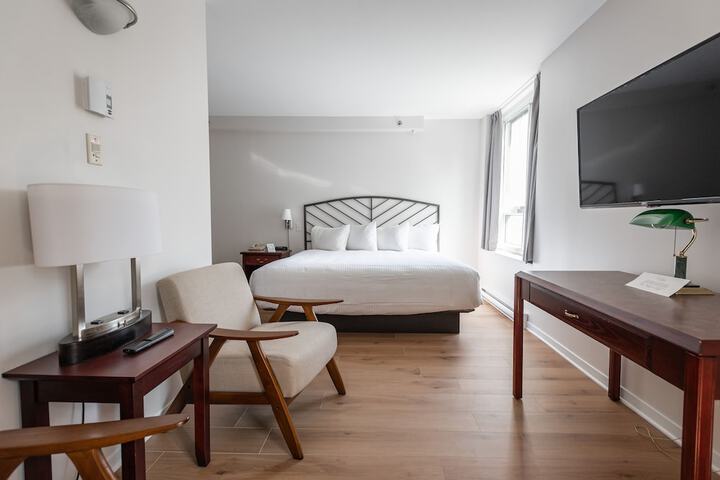 Room 22 of 52