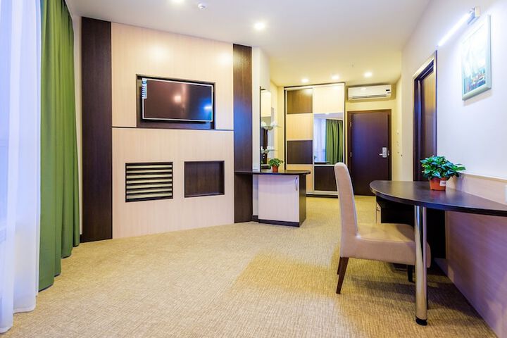 Room 9 of 55