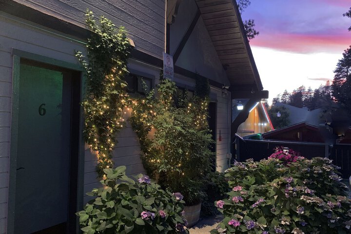 Hotel Exterior 102 of 130