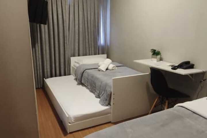 Room 43 of 113
