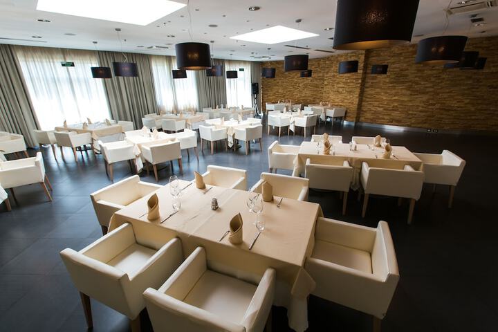 Dining Photos