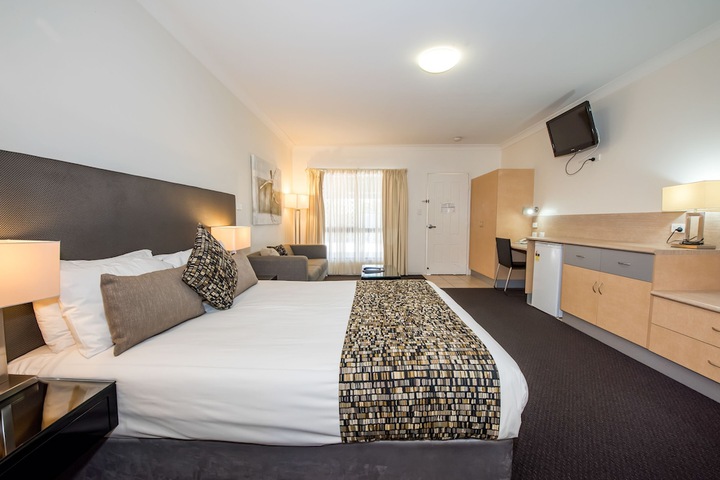 Room 15 of 63
