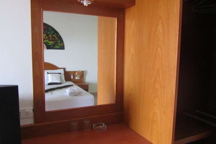 Room 26 of 59