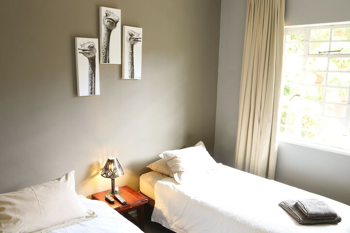 Room 12 of 52