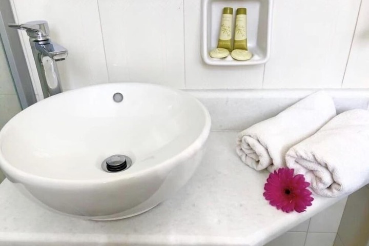 Clean Restrooms