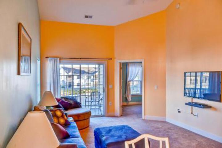 Spacious Myrtle Beach Family Condo with Resort Pool in Myrtle Beach, SC