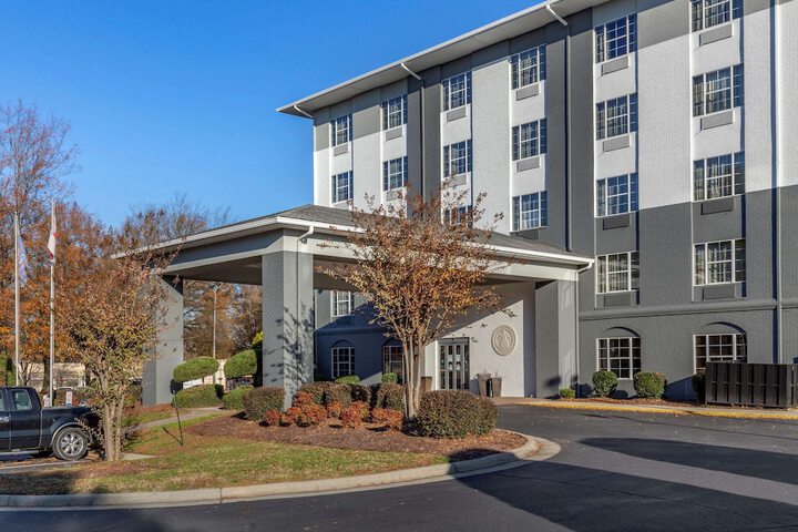 Comfort Suites Pineville Ballantyne Area Pineville | Bookonline.com