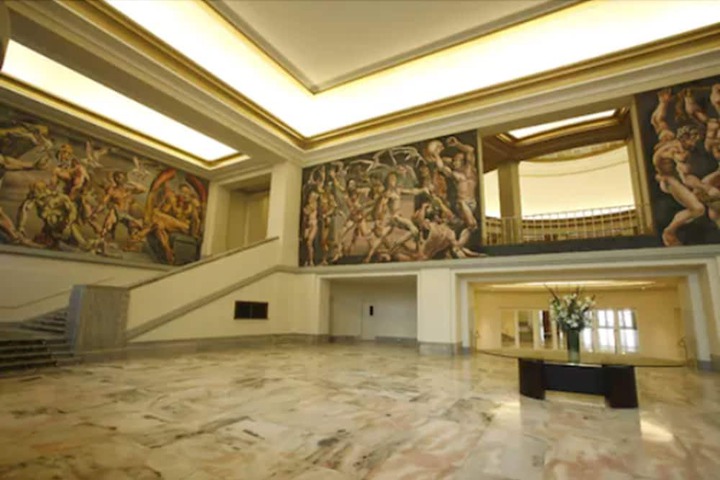 Entrance & Lobby