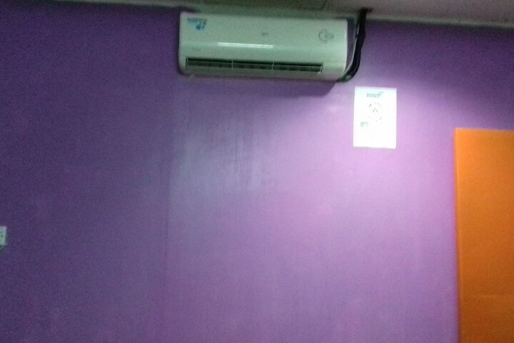 Room 14 of 41