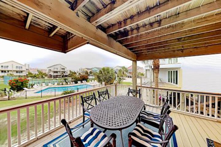 1233 W Lagoon Avenue Townhouse Unit A in Gulf Shores, AL