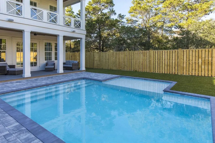 Pool 13 of 19