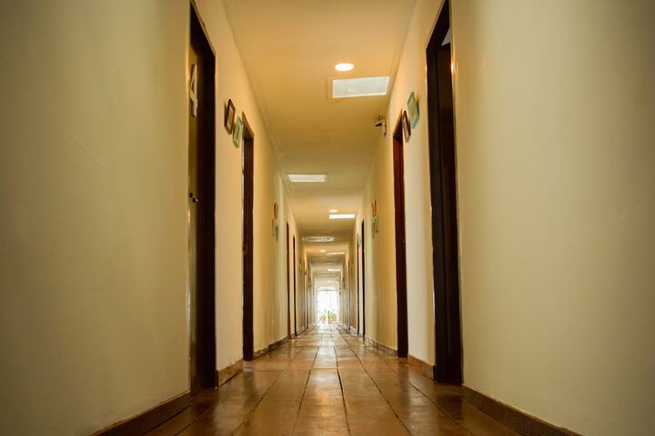 Ballroom/Hall 23 of 27